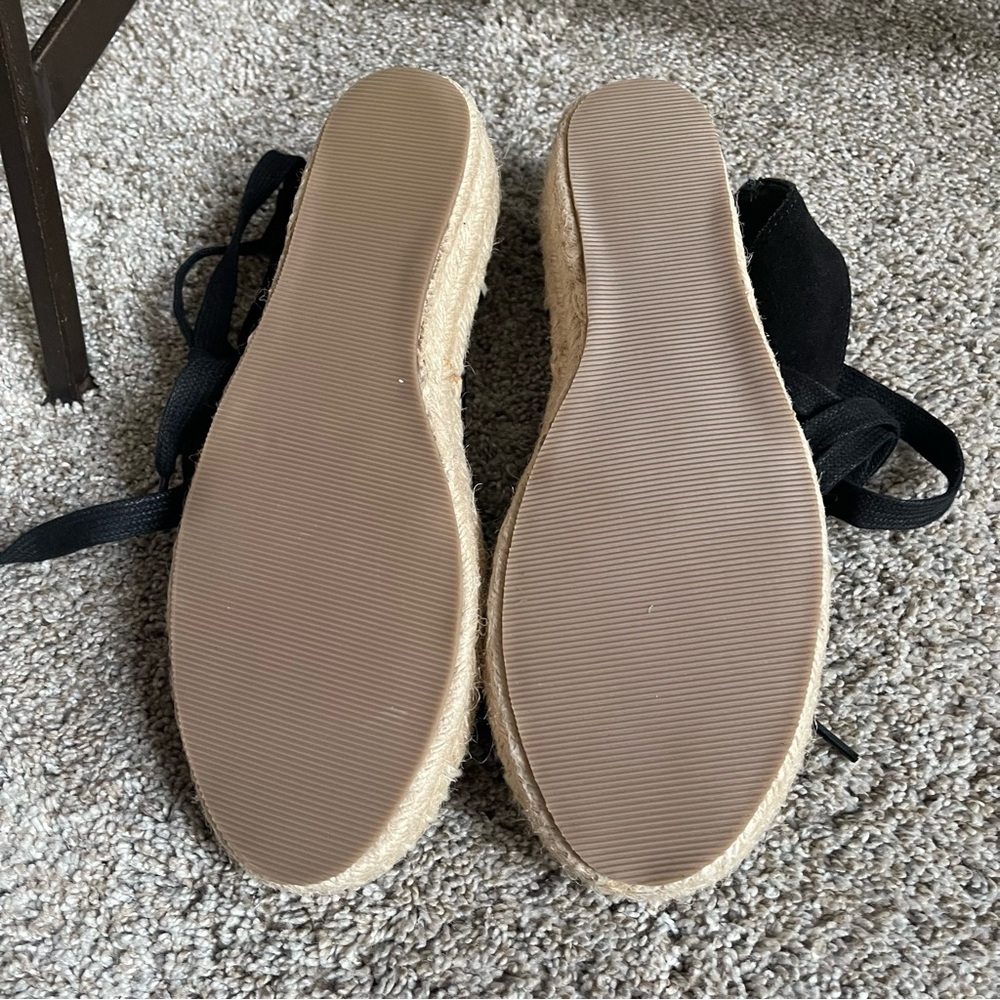 Steve Madden Gladiator Shoes, 7.5 - Picture 12 of 12